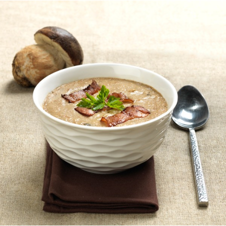 Le Velouté de Petits Cèpes Rissolés et son Lard Grillé