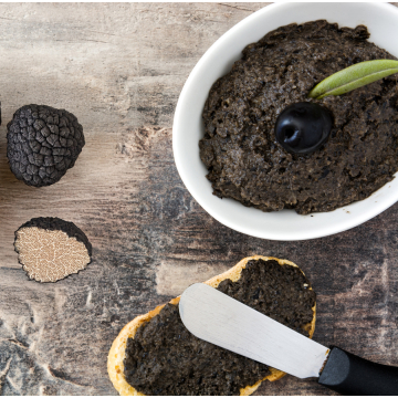 Olivade noire à la truffe...