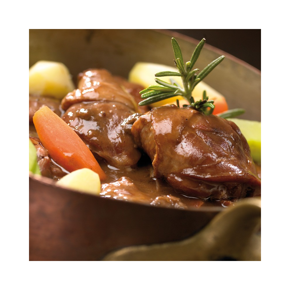 Le Coq au Vin de Cahors Mijoté aux Cèpes